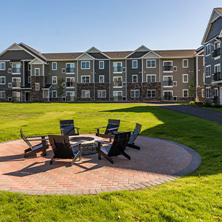 LANDMARK PROPERTIES EXPANDS PORTOFILIO  INTO MASSACHUSETTS, ACQUIRES NORTH 116 FLATS